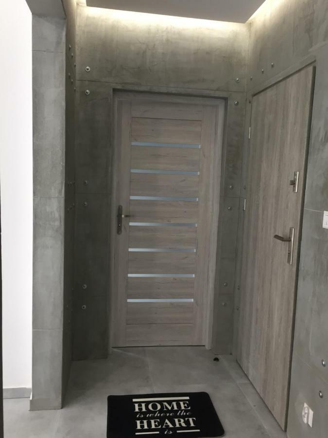 Apartament Bellapola ニサ エクステリア 写真